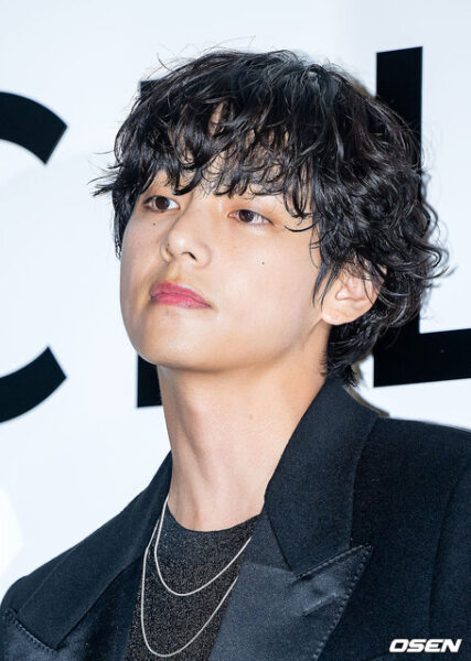 韓国アイドル(k-pop)にファンレター送ったら捨てずに読んでくれて返事はくるの?手紙の送り方も!