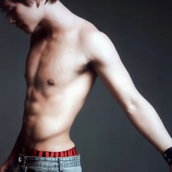 2PMジュノは色気増量中?不変の筋肉美!歌唱力とピアノなど