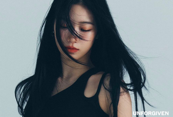 ルセラフィム(LE SSERAFIM)キムチェウォンの家族構成!母親が女優?双子説も検証