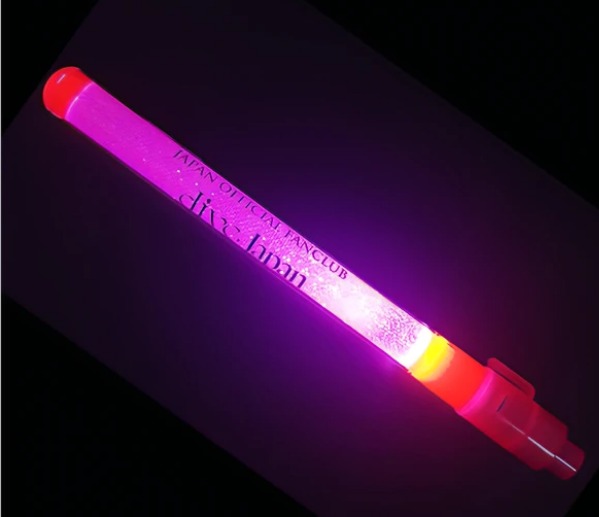 ｖIVE(アイブ)公式のグッズやペンライトはどこで買う？調査ｖ