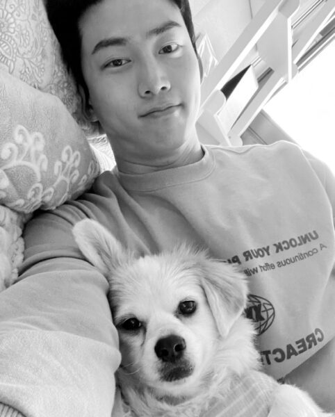 2PMテギョンは帰国子女?国籍はどこ?父の職業や家族など