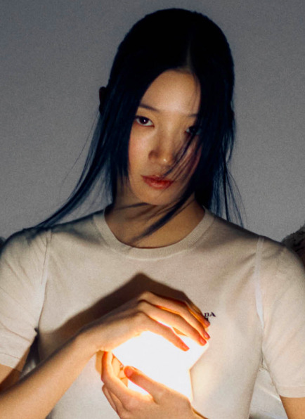 ルセラフィム(LE SSERAFIM)宮脇咲良の熱愛や結婚の噂！彼氏はBTSジミン？