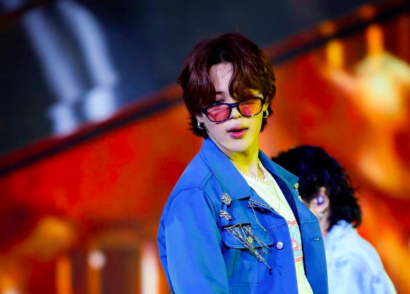 ルセラフィム(LE SSERAFIM)宮脇咲良の熱愛や結婚の噂！彼氏はBTSジミン？