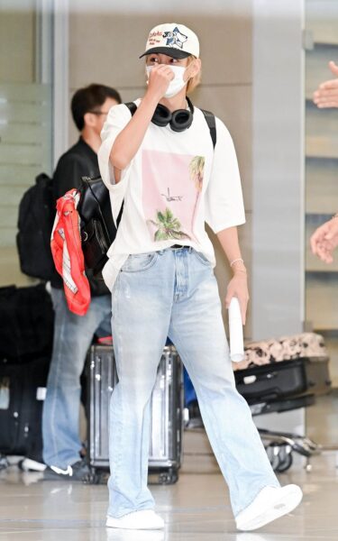 BTS テテ(v/キムテヒョン)がセリーヌパリコレへ参加!リサも関係している?