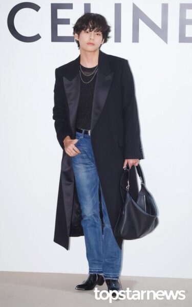 BTS テテ(v/キムテヒョン)がセリーヌパリコレへ参加!リサも関係している?