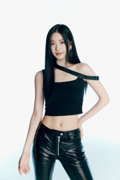 ルセラフィム(LE SSERAFIM)カズハの家族構成!高知の実家はお金持ちって本当?