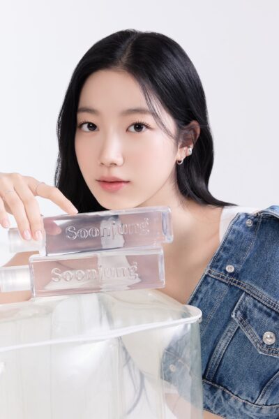 ルセラフィム(LE SSERAFIM)カズハはクール系メイク!コスメやスキンケアを調査