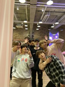 BTSの聖地巡礼in東京をご紹介！泊まったホテルはどこ？