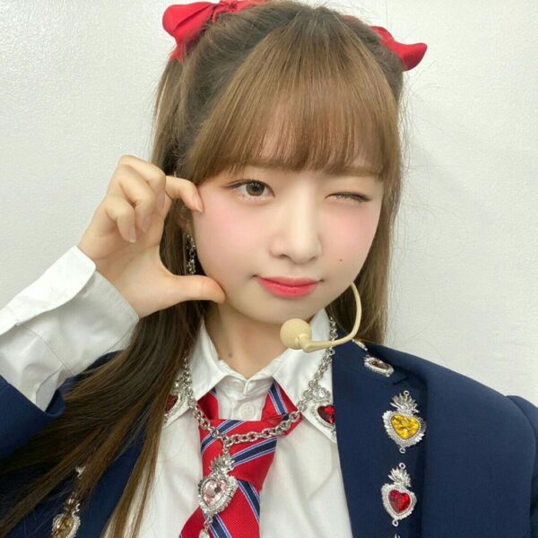 IVE(アイヴ)レイの髪型まとめ!今までの髪色やヘアアレンジ、オーダーの仕方まで!