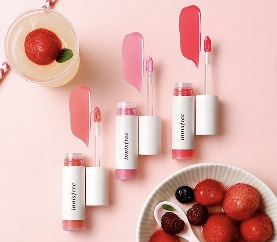 TWICE(トゥワイス)サナ愛用リップはイニスフリー!ハンドクリームや美容液は?