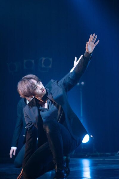 INI許豊凡(シュウフェンファン)は慶応大学出身!学部は?スタバでバイトしてた?