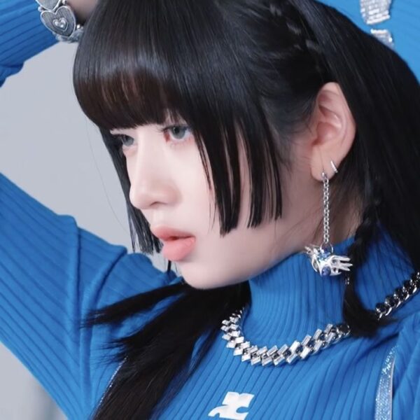 IVE(アイヴ)レイの髪型まとめ!今までの髪色やヘアアレンジ、オーダーの仕方まで!