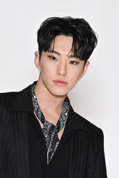 SEVENTEEN（セブチ）ホシは軟骨にピアス！数や位置は？調べてみた