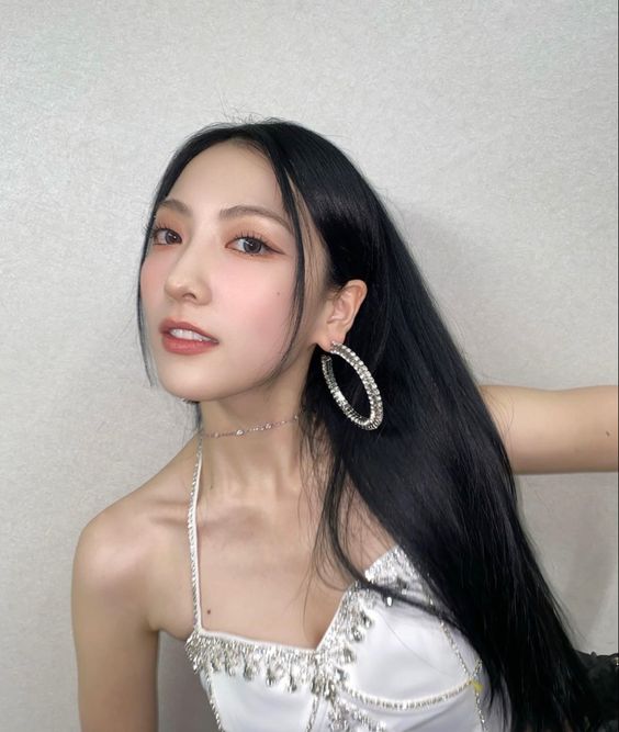 KARA ジヨンは今何してるの?年齢は何歳で可愛いインスタの画像は?