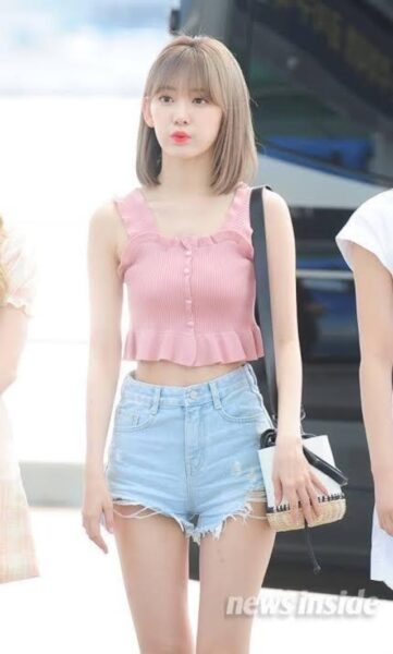 ルセラフィム(LE SSERAFIM)宮脇咲良の私服まとめ!着用ワンピースのブランドは?