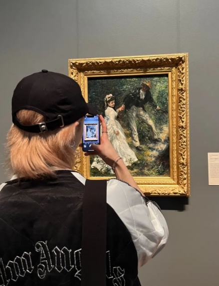 Stray kids(スキズ)ヒョンジンは独学だけど絵が上手い！アトリエはどこにある？