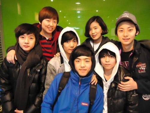 SEVENTEEN(セブチ)エスクプスは怖い？優しい？性格がわかるエピソードを集めました