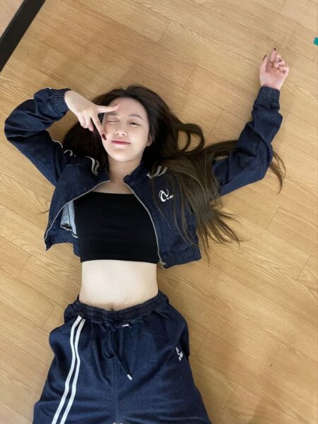 G I-DLE(ジーアイドル)シュファの衣装について！お腹のへそ出しはしないって本当？